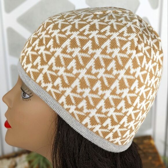 Michael‎ Kors Jacquard Signature Logo Beanie Cap - Picture 1 of 5